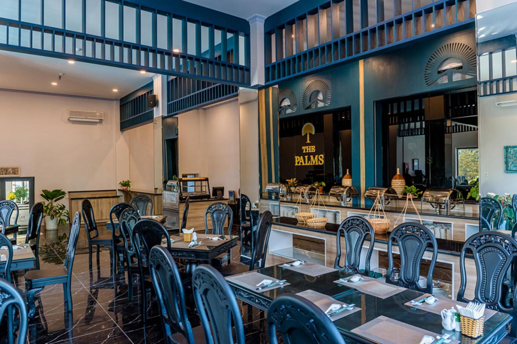 The Palms Hotel By Hmg Phan Thiet Exterior photo